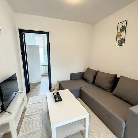 Station 173 C Bruxelles-charleroi-airport *